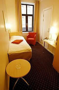 Zleep City Hotel 3*